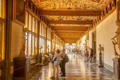 Unlock Art Secrets: Uffizi Gallery Private Skip-the-Line Tour