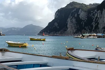Capri Boat Tour: Authentic Flavors & Unforgettable Sea Adventures