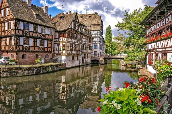 Strasbourg's Insta-Worthy Gems: Capture the City with a Local!