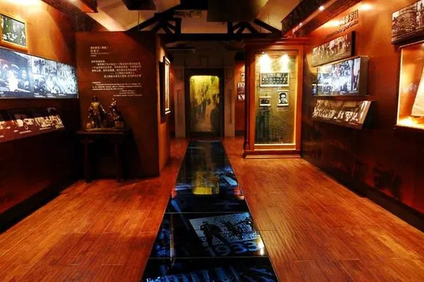 Unveiling Shanghai's Soul: Private Jewish Ghetto & Bund Immersion