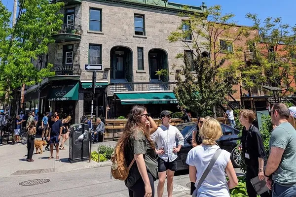 Plateau & Mile End Tour: Montreal's Best Hidden Gems