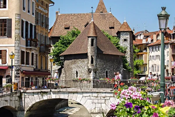 Discover Geneva & Annecy: A Charming Cross-Border Adventure