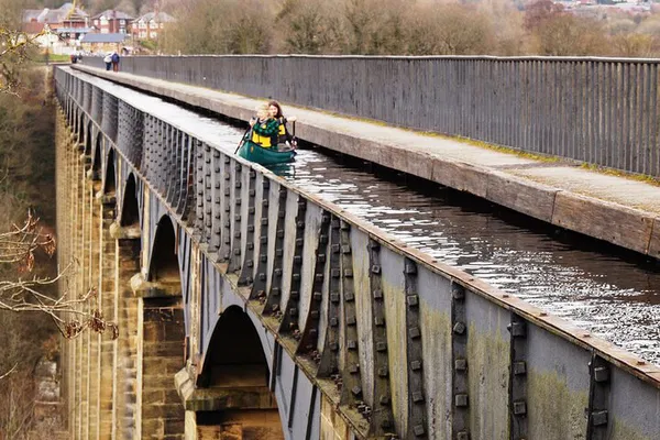 Pontcysyllte Aqueduct Canoe Trip: UK's Tallest!