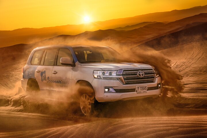 Dubai Red Dune Safari: 5* BBQ, Camels & Al Khayma Camp