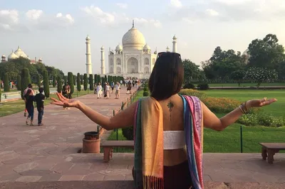 Majestic Taj Mahal Day Trip: Unveiling Mughal Splendor