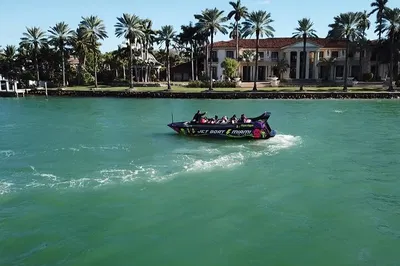 Miami Thrills: Speedboat Adventure & City Views Unveiled!