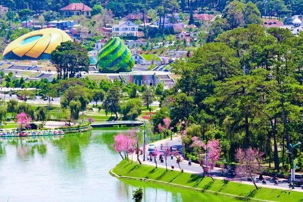 Discover Da Lat's Charm: A Personalized City Exploration