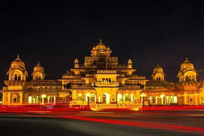 Experience Jaipur's Enchanting Night: A Private, Illuminated Adventure