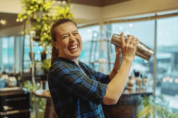 Seattle: Hands-On Cocktail Class & Mixology Fun!