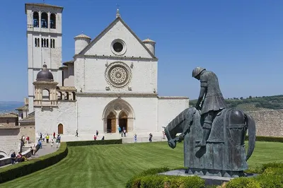 Spiritual Journey: Assisi & Cascia Private Tour from Rome