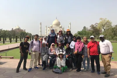 Witness Taj Mahal's Sunrise & Sunset: A Full-Day Agra Tour from Delhi