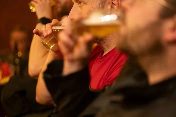 St. Pauli Beer Tour: Craft Brews & Local History