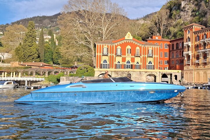 Unforgettable Lake Como Speedboat Adventure: Explore Italy's Gem