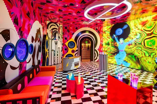 Dive into the Art-Venture: Meow Wolf's Radio Tave Houston!