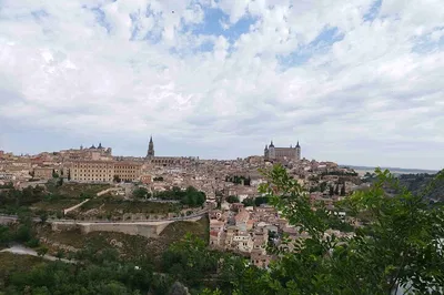 Discover Toledo & Aranjuez: A Royal Private Day Trip from Madrid