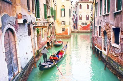 Uncover Venice: Doge's Palace & Murano Island 6-Hour Adventure