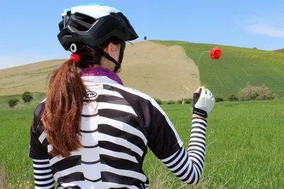 Val d'Orcia E-Bike Adventure: Thermal Baths & Tuscan Views