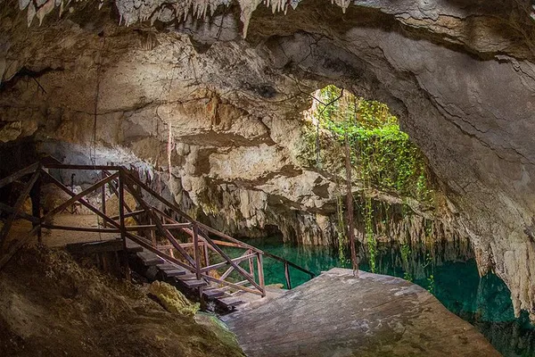 Zapote EcoPark: Cenotes, Ziplines, & Mayan Food!