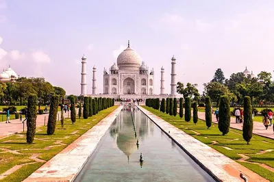 Discover Taj Mahal & Agra Fort: A Whirlwind Day Tour from Jaipur