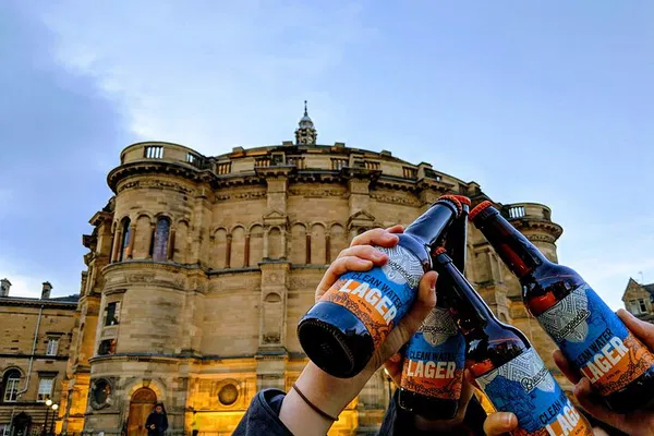 Edinburgh's Historic Pubs: Guided Beer & History Tour