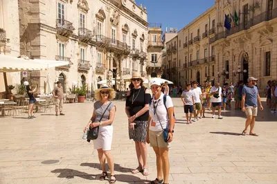 Syracuse Private Tour: Uncover Ancient Greek Wonders!