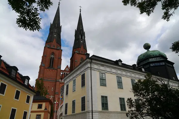 Uppsala City Walk: See Top Sites in 2 Hours!