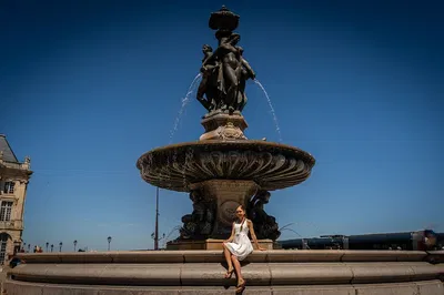 Capture Bordeaux's Charm: A Personalized Private Photo Session