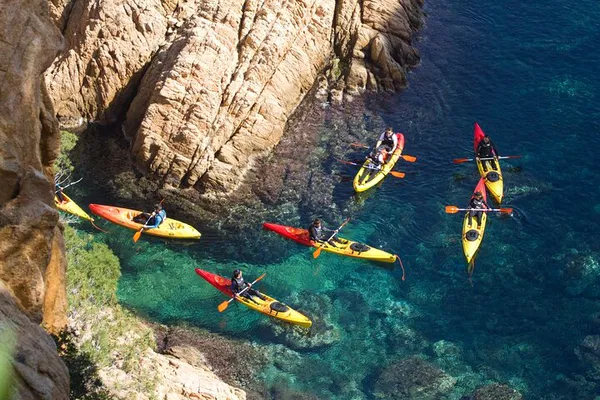 Costa Brava Kayak & Snorkel: Explore Sea Caves!