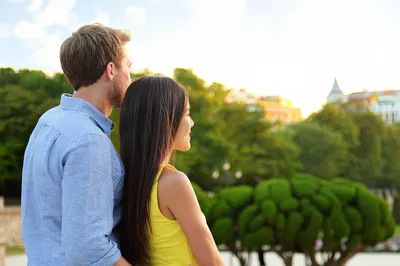Madrid Honeymoon Photo Shoot: Capture Your Love Story in Spain