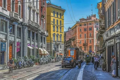 Discover Hidden Gems: Parma to Milan Private Transfer with Piacenza Stop