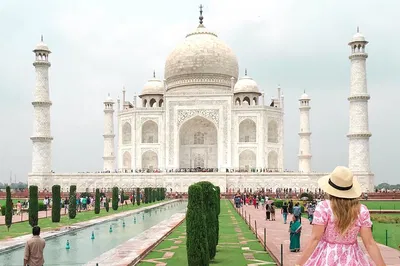 Taj Mahal Luxury Car Tour from Delhi - Same Day Trip