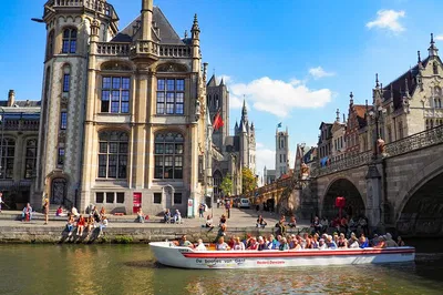 Ghent Boat Tour: Dutch Guided History!
