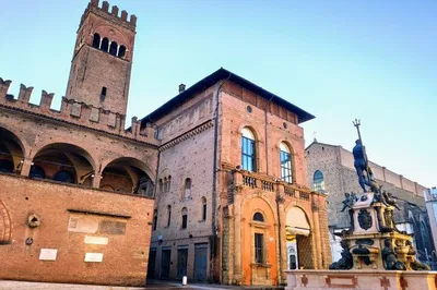 Bologna's Enigmatic Adventure: Unraveling Mysteries in a Captivating Exploration Game!