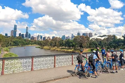Melbourne E-Bike Adventure: Explore Hidden Gems with a Local!