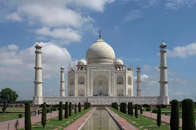 Unveiling Agra's Majesty: A Whirlwind 2-Day Historical Journey from Bangalore