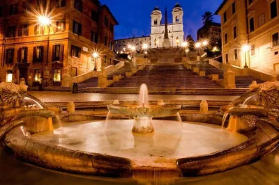 Rome by Night: Illuminated City Tour with Driver Guide