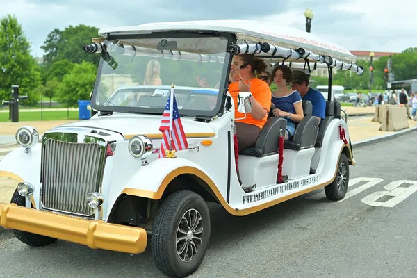 DC Monuments Tour: History by E-Cart - Day & Night