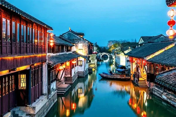 Shanghai Escape: Suzhou & Zhouzhuang Water Village Day Trip