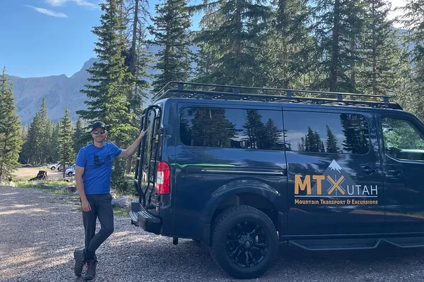 Utah Mountain Day Trip: Fall Colors & Backcountry Bliss!