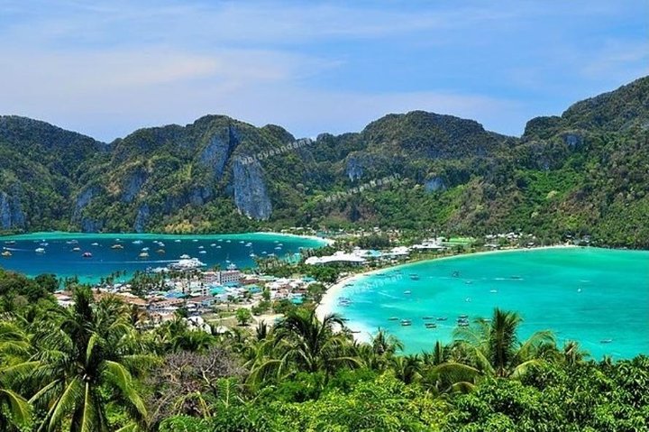 Phi Phi Islands Speedboat Adventure: Maya Bay & Snorkeling Paradise