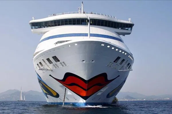 Cannes Shore Excursion: Unveiling French Riviera's Charm with a Local Expert