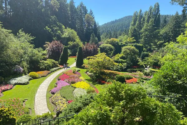 Victoria & Butchart Gardens: Personalized Private Tour!