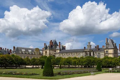 Fontainebleau Palace: Royal History Unveiled