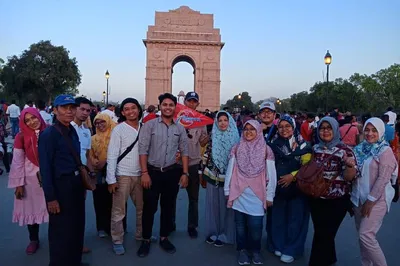 Uncover Delhi's Gems: A Half-Day Private City Tour