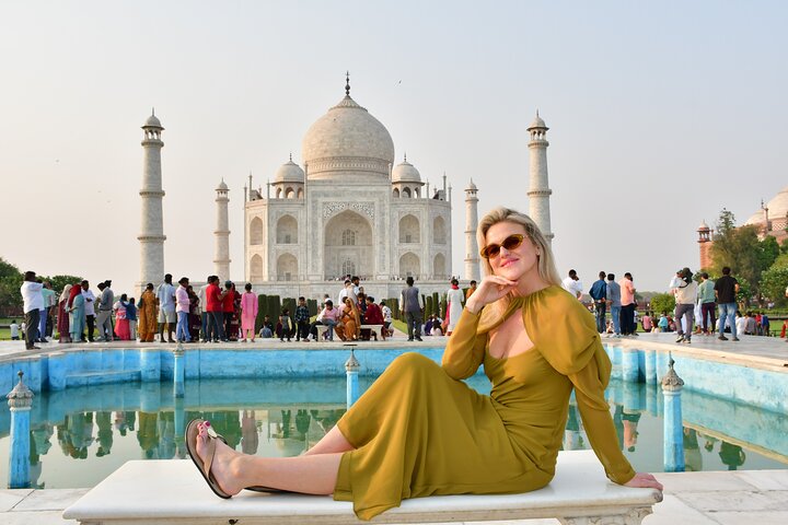 Unveiling Taj Mahal: A Luxurious Day Trip from Bangalore