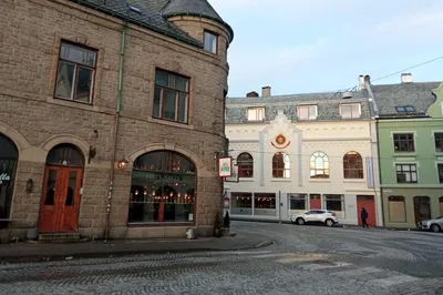 Image 1