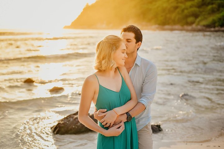 Phuket Honeymoon Photoshoot: Capture Your Love Story in Paradise