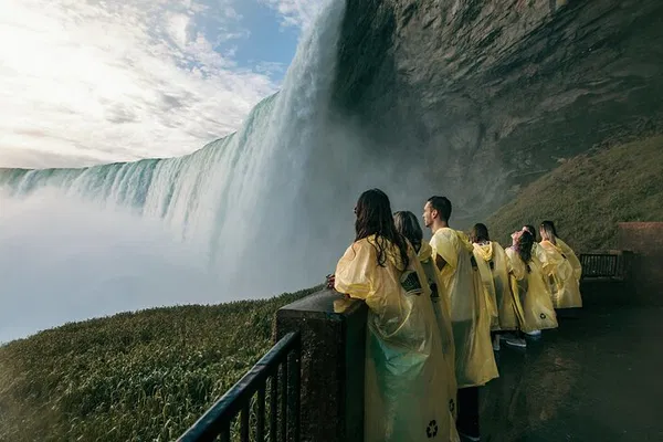 Niagara Falls Adventure: Explore Top Attractions with a 2-Day Pass