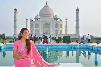 Sunrise Taj Mahal Tour: A Majestic Day Trip from Delhi