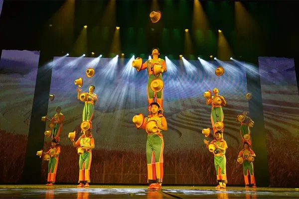 Experience Beijing's Spectacular Acrobatic Show at the Red Theater